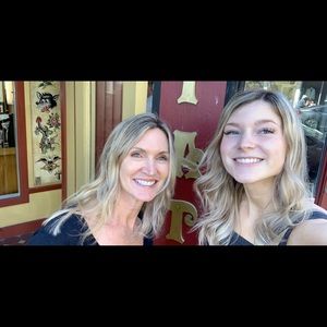 Meet your Posher, Christine